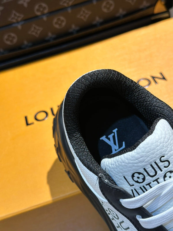 THICK-SOLED SNEAKER BLACK AND WHITE CALFSKIN