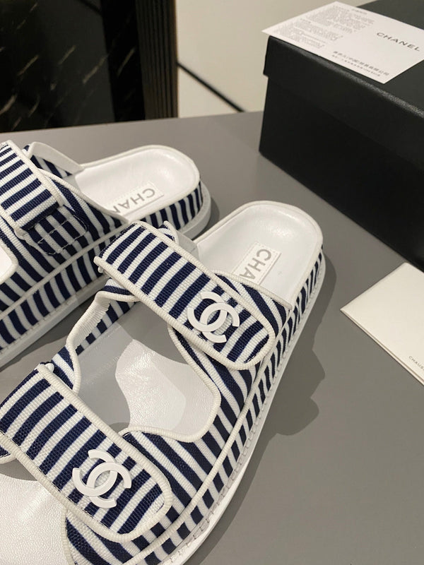 sandalo da papà mulo a righe blu scuro tessuto bianco pelle di vitello