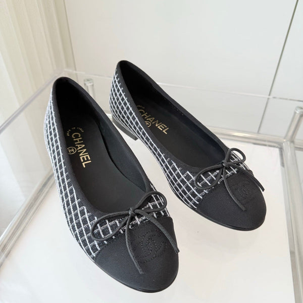 CC Ballet Flat Black mix White Fabric 238772