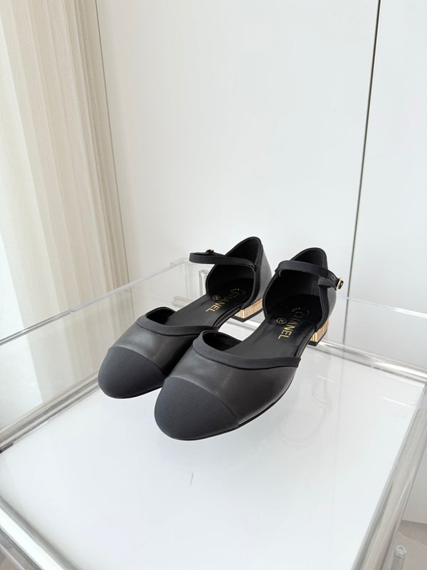 CC 25 Mary Jane Black Sheepskin 238754