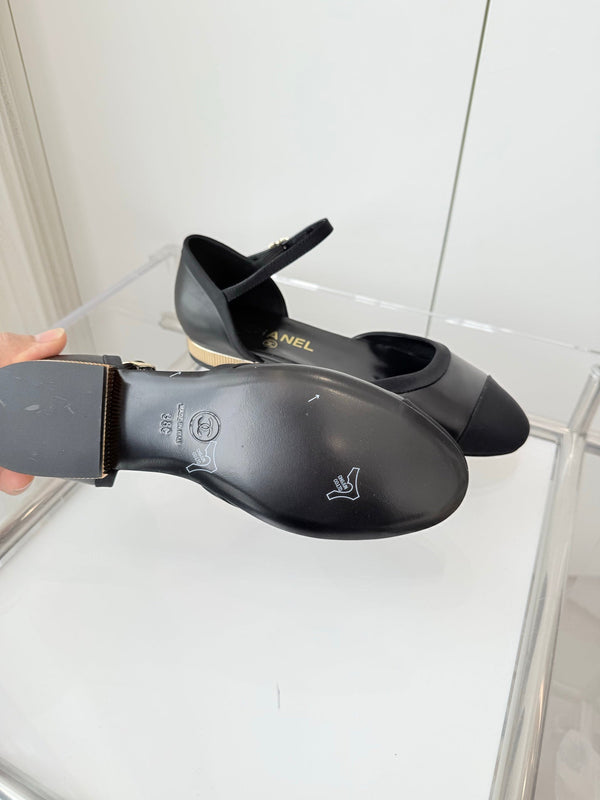 CC 25 Mary Jane Black Sheepskin 238754