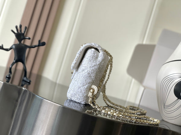 Chanel 25 Sequin Embroidered 21cm Bag White Leather Sequins 286172