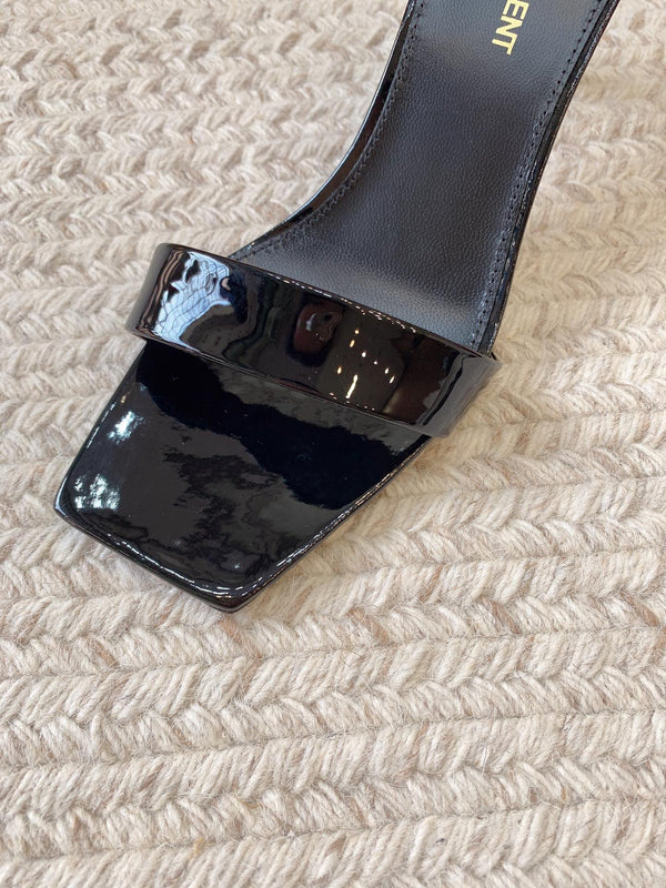 HIGH MULES WITH SQUARE TOE IN BLACK GLOSSY CALFSKIN