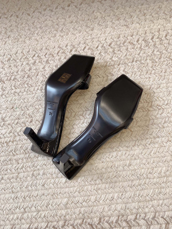 HIGH MULES WITH SQUARE TOE IN BLACK GLOSSY CALFSKIN