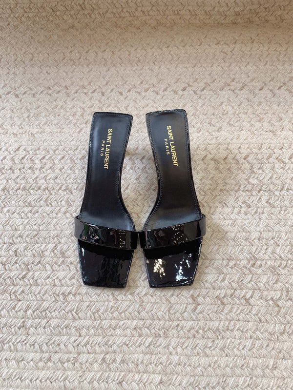 HIGH MULES WITH SQUARE TOE IN BLACK GLOSSY CALFSKIN