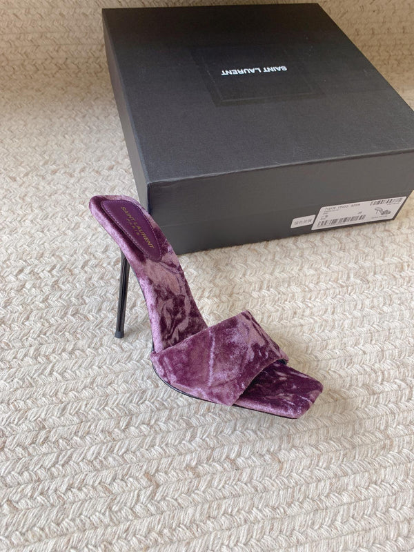 HIGH HEEL SLIDES IN PURPLE VELVET