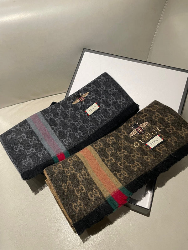 SCIARPA 180 CM IN CASHMERE MONOGRAM NERO 402213