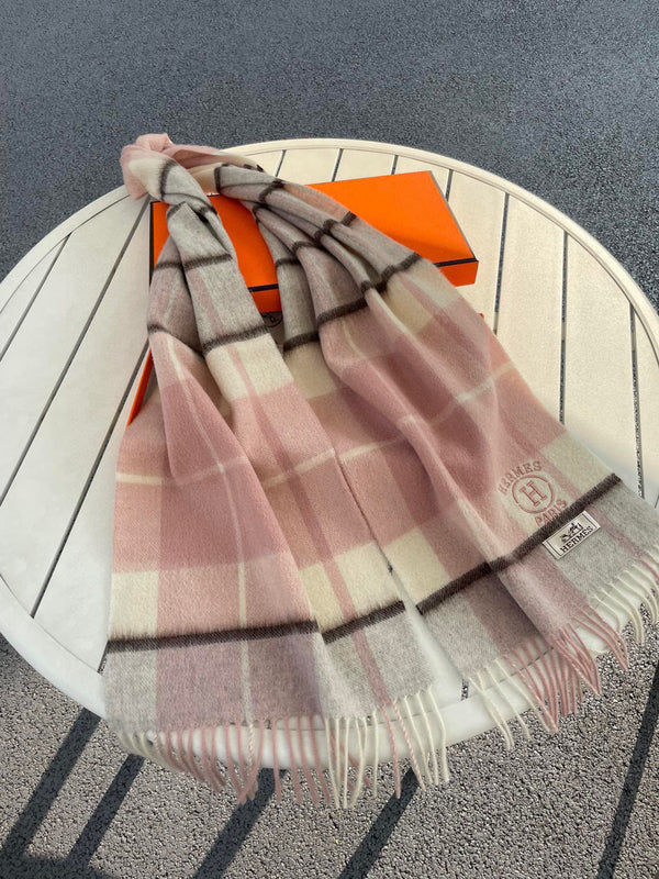 Scarf 180 CM In Light Grey White Mix Light Pink Caro Cashmere