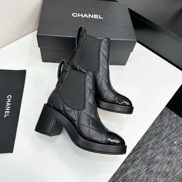 CC FW 25 Platform Ankle Boots Black Patent and Quilted Leather 532621