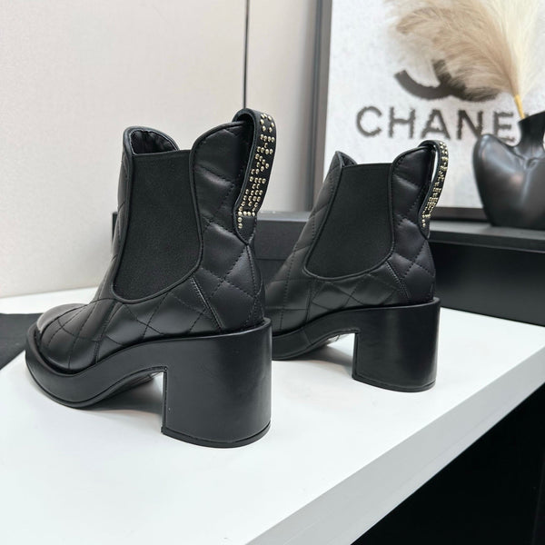 CC FW 25 Platform Ankle Boots Black Patent and Quilted Leather 532621