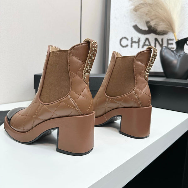 CC FW 25 Platform Ankle Boots Brown Black Patent and Quilted Leather 532622