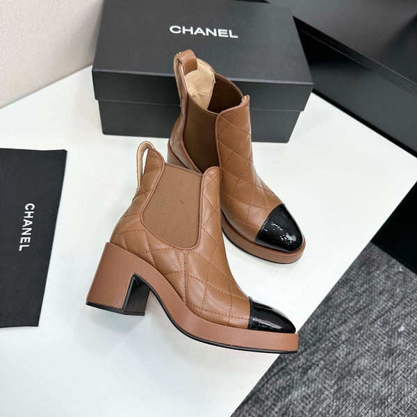 CC FW 25 Platform Ankle Boots Brown Black Patent and Quilted Leather 532622