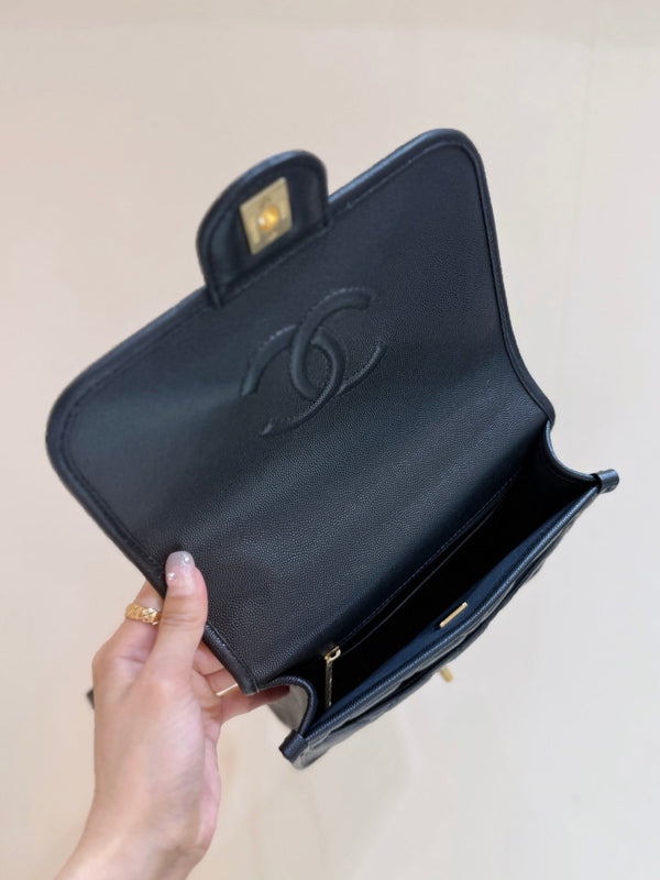 CC 25s Backpack 22 black calfskin