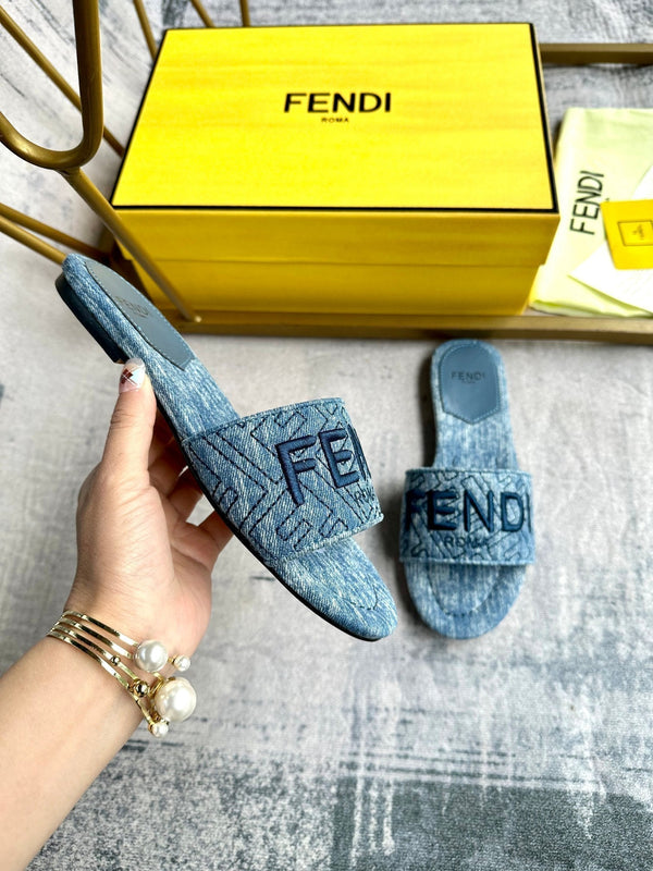 FF 5 Denim Canvas Slide