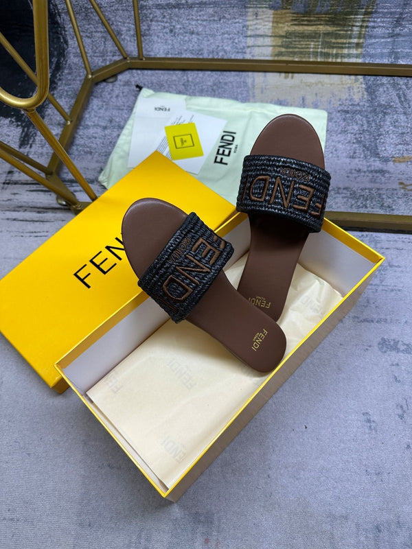 Ciabatte in fibra di cotone marrone nero FF Signature 10