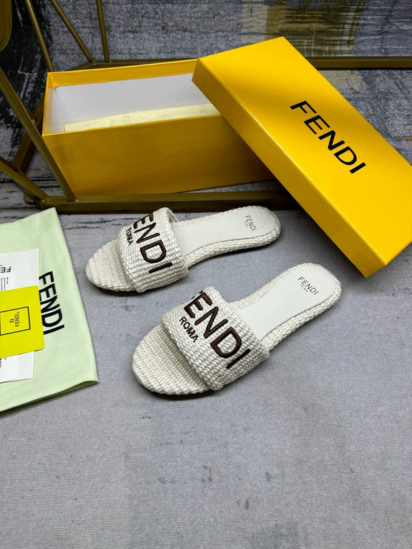 Ciabatte FF Signature 10 in fibra di cotone bianco