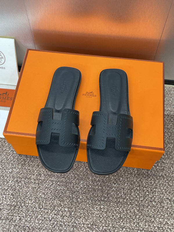 HM 25 Oran Sandal Black Perforate Epsom Leather