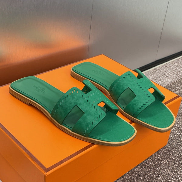 HM 25 Oran Sandal Dark Green Perforate Epsom Leather