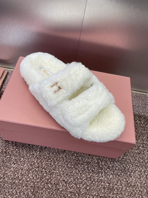 Miu Velcro Slippers White Lambswool 508825