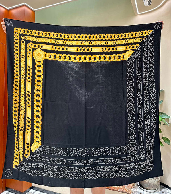 SQUARE SCARF 140 CM IN BLACK MIX GOLD SILK 403987