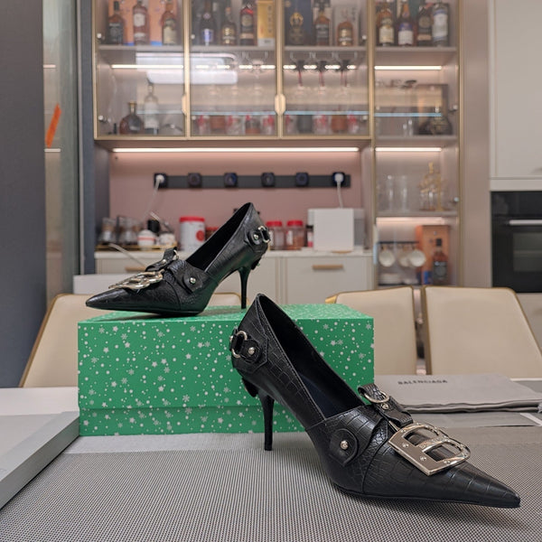 HIGH PUMPS WITH B SILVER BUCKLE IN BLACK CROCODILE PATTERN CALFSKIN