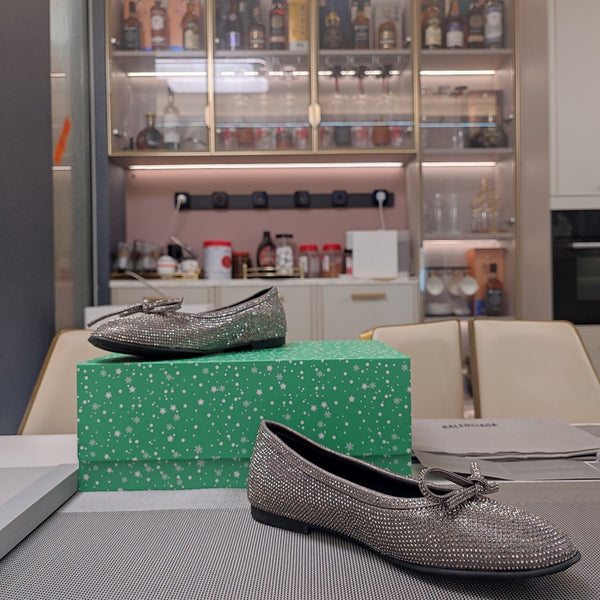 Balen 25 bow ballet flat attached rhinestones in grey calfskin 184484