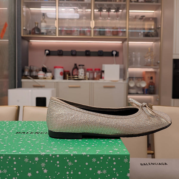 Balen 25 bow ballet flat attached rhinestones in gold metallic calfskin 184485