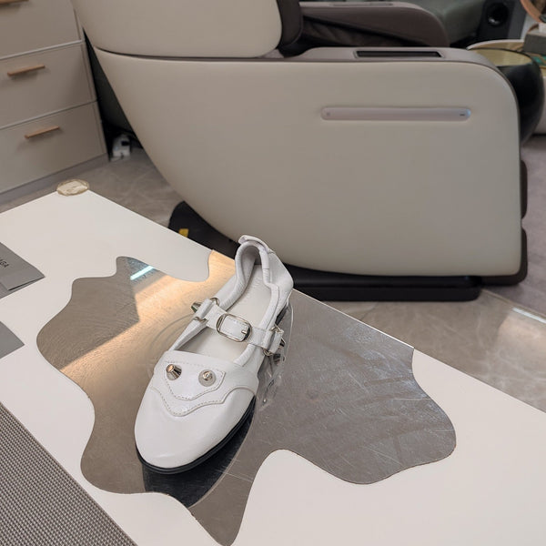 STUDDED MARY JANE FLATS IN WHITE SHINY LAMBSKIN