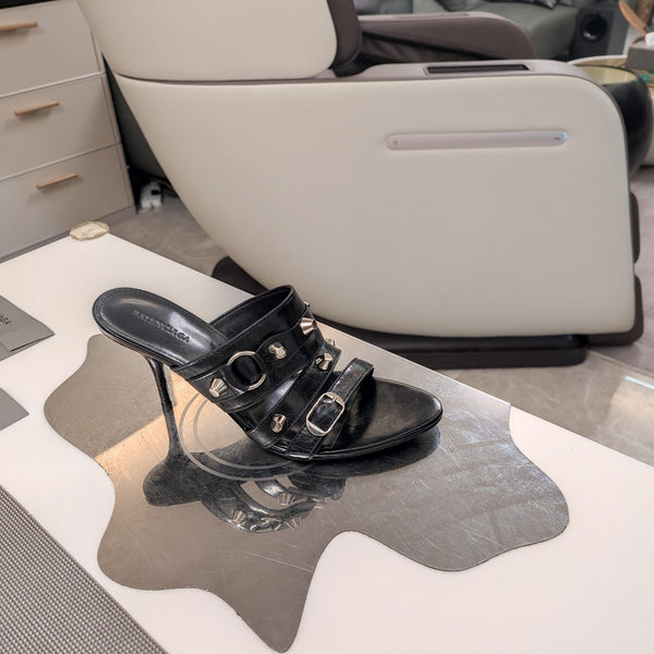 STRAPPY HIGH-HEELED SANDALS IN BLACK STUDDED WAX-OIL SHEEPSKIN