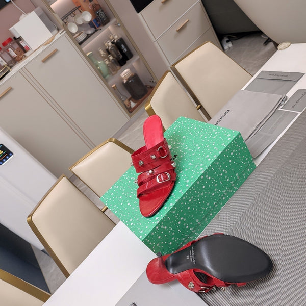 STRAPPY HIGH-HEELED SANDALS IN RED STUDDED WAX-OIL SHEEPSKIN