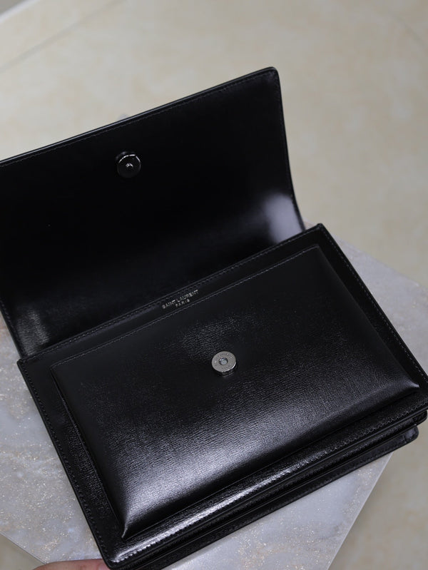 YSL Medium Sunset Shoulder Bag 22cm Black Cowhide Black HW