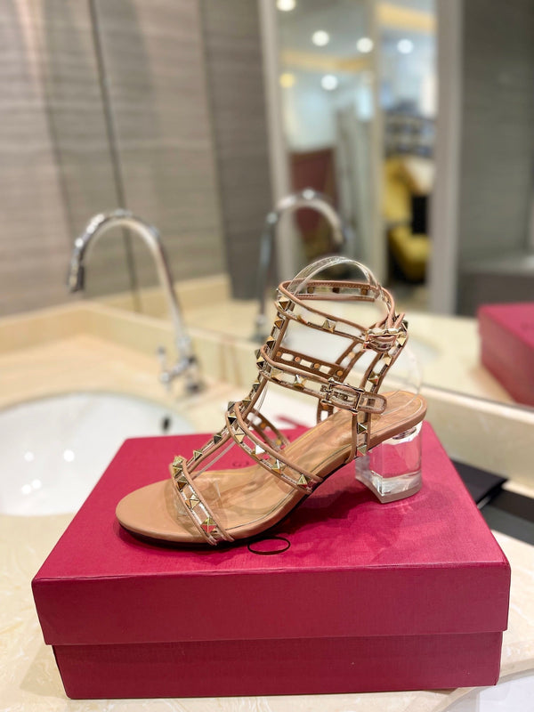 SANDALO ROCKSTUD CON CINTURINO IN VITELLO MARRONE CAMMELLO 60 MM