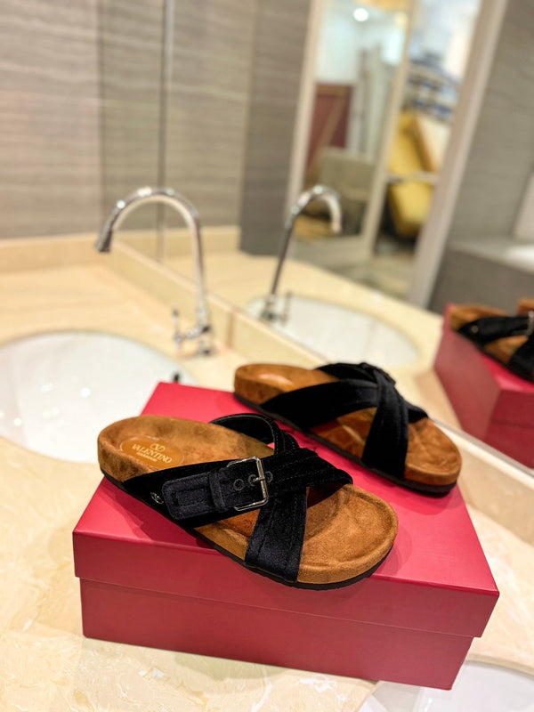 SANDALI CIABATTA IN VELLUTO DI SETA NERO FUSSFRIEND