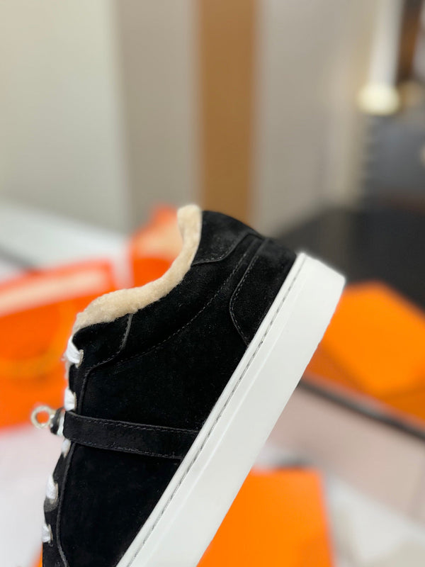 Sneaker HM Day nera con fodera in lana e camoscio 983044