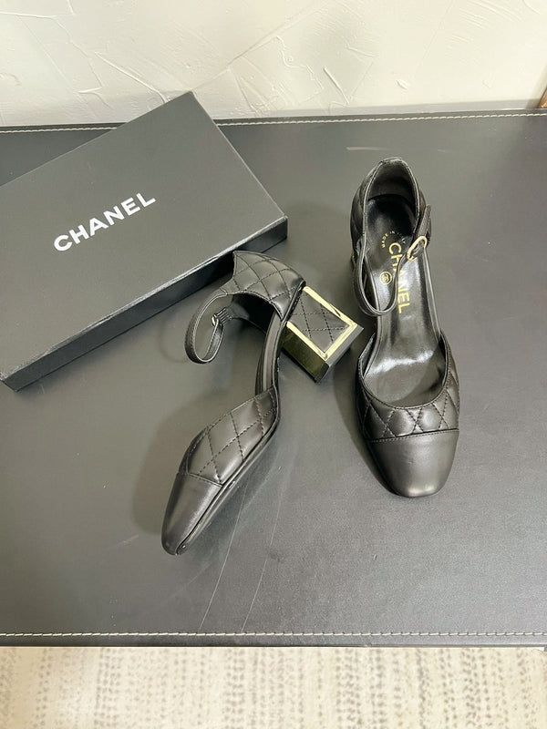 CC Mary Janes 55mm In Black Quilted Lambskin  949762