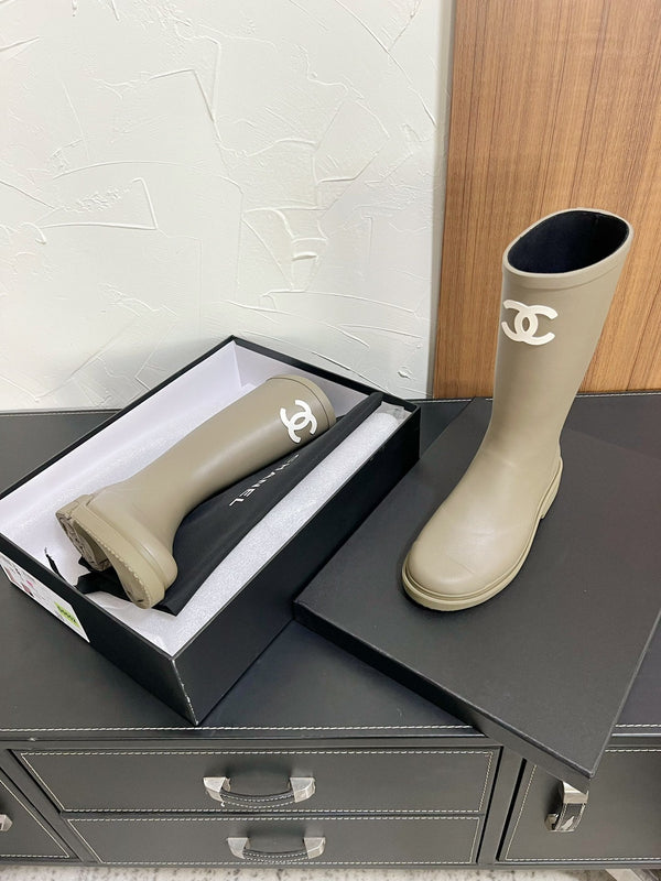 Stivali alti CC in gomma naturale verde kaki chiaro 949647