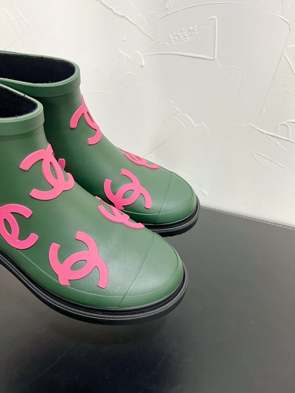 CC Rain boots In Green With Pink Logo Natural Rubber 949790