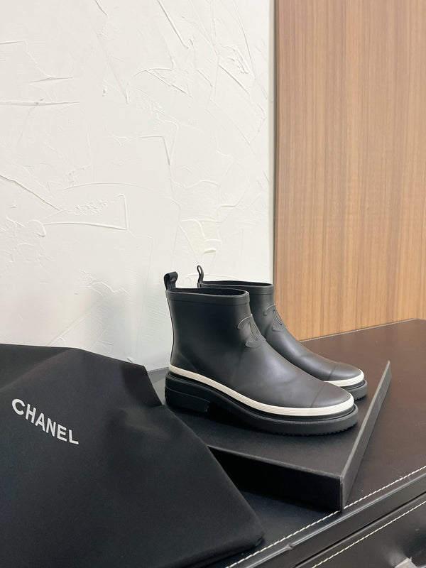 CC Ankle Boots Black Natural Rubber 949630