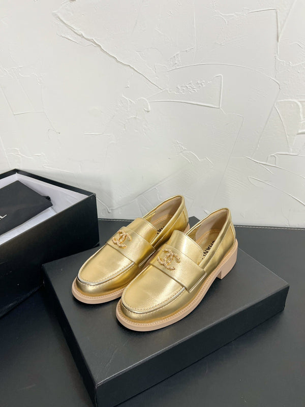 Mocassini in pelle di vitello oro CC 949654