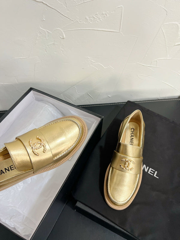 Mocassini in pelle di vitello oro CC 949654