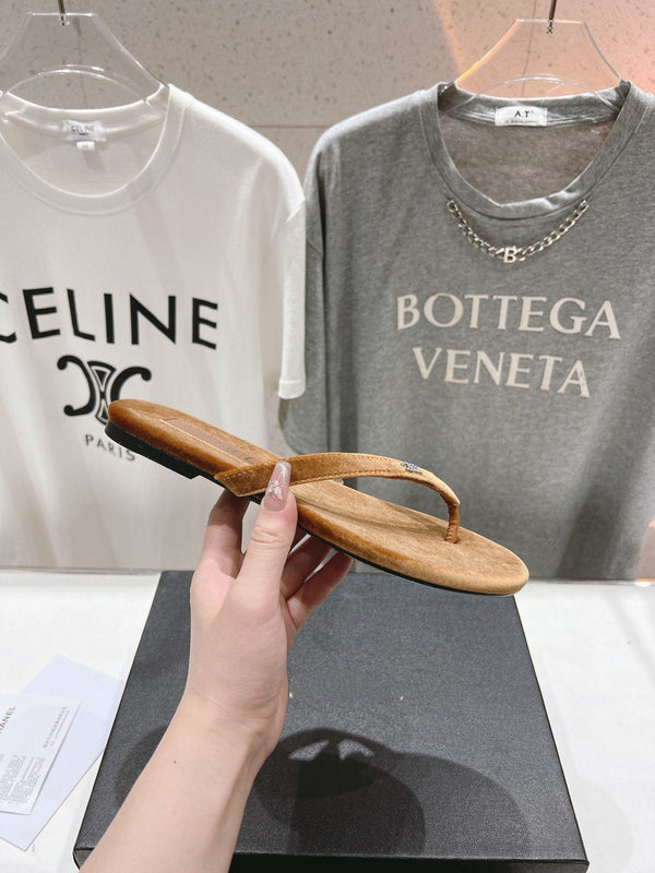 sandalo infradito cc in velluto marrone