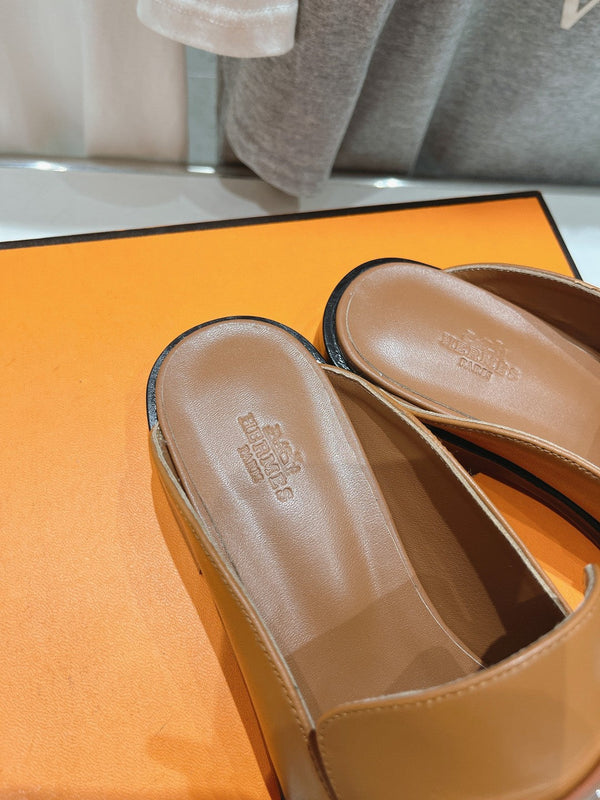 IOTA MULE CARAMELLO PELLE DI VITELLO