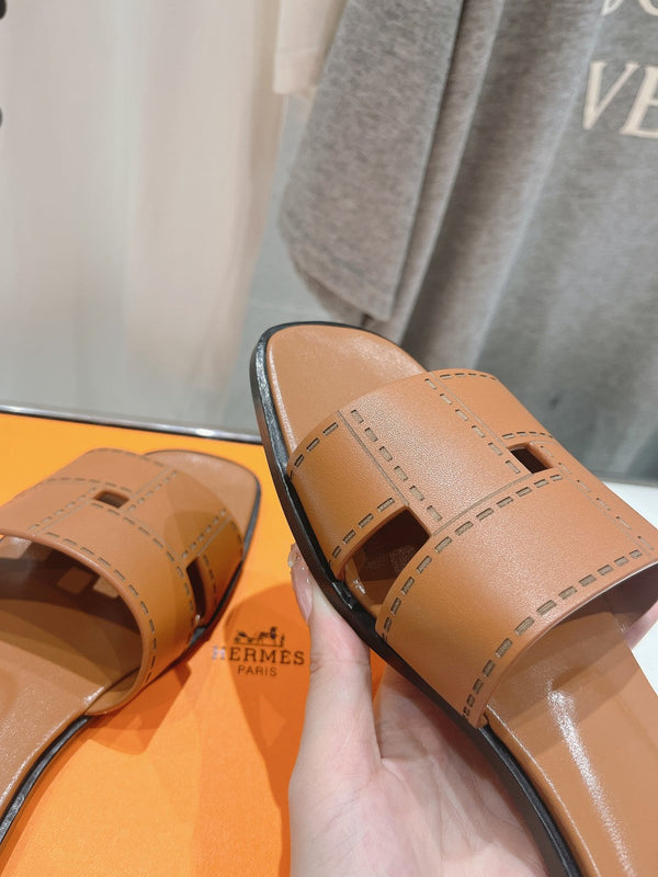 Idioma Sandal Tan Calfskin