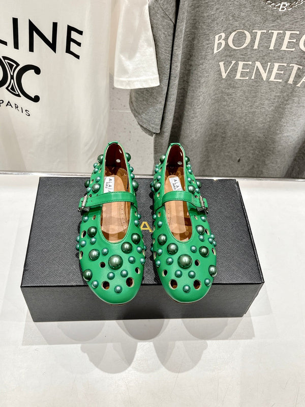 ALAIA PEARL MARY JANE SHOES IN EMERALD GREEN LAMBSKIN