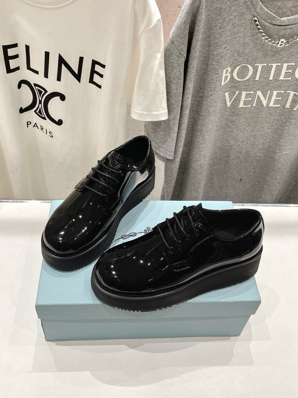 MOCASSINI PRA IN PELLE SPAZZOLATA NERO LUCIDO