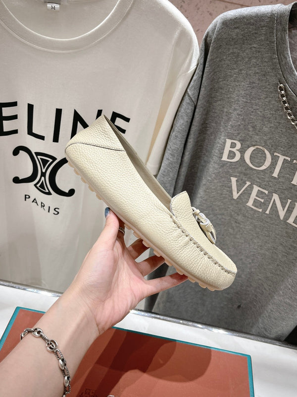 mocassino walk con suola a pois in pelle di vitello color crema