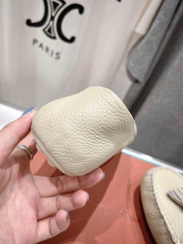 mocassino walk con suola a pois in pelle di vitello color crema