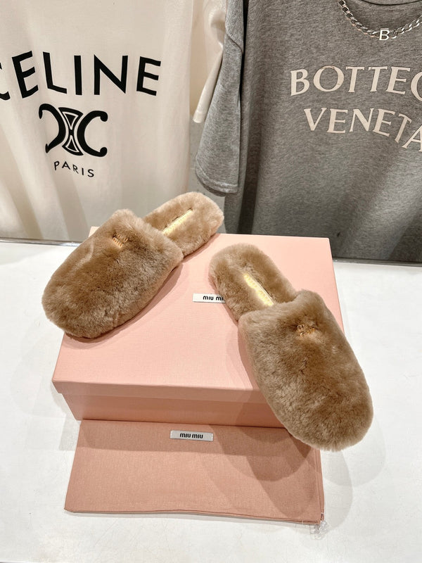 Miu Slippers Light Brown Soft Imported Wool And Fur