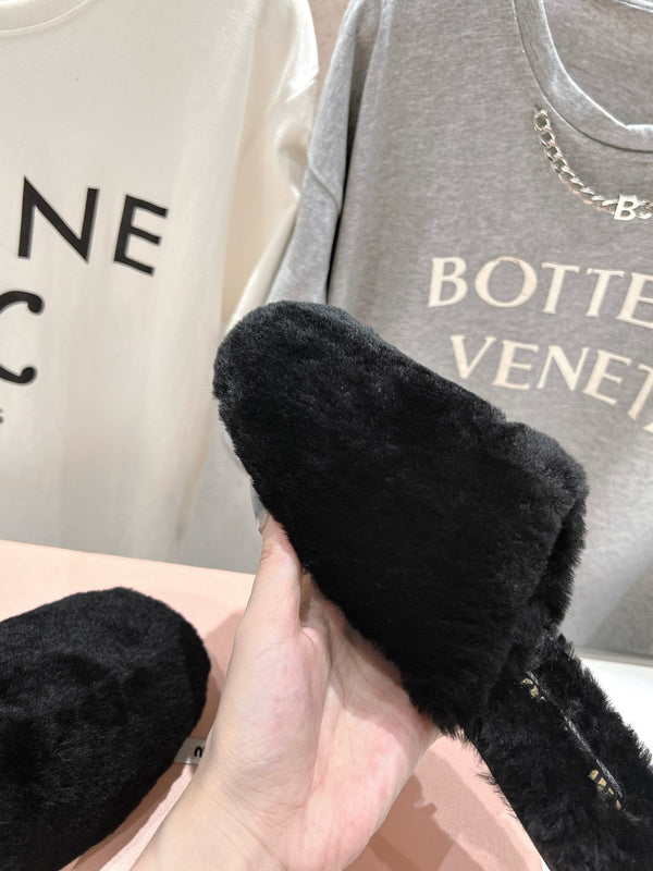 Miu Slippers Black Soft Imported Wool And Fur