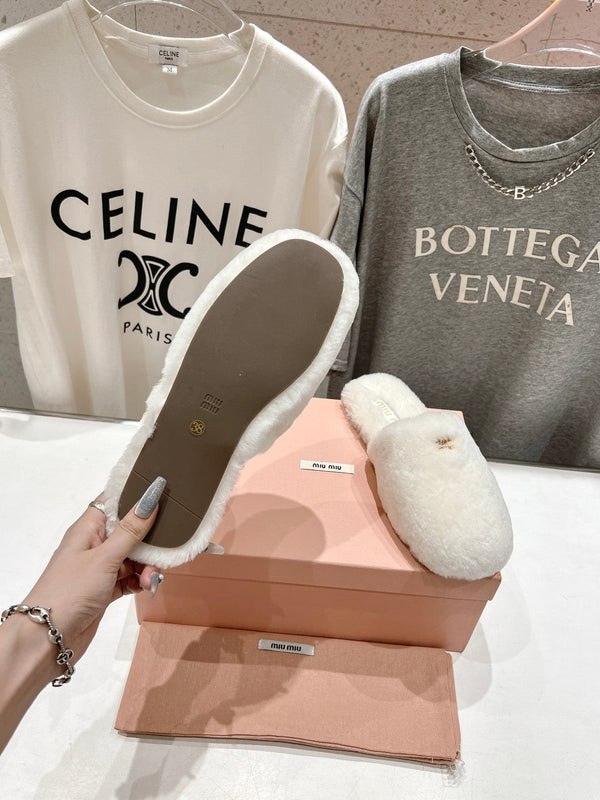 Miu Slippers White Soft Imported Wool And Fur